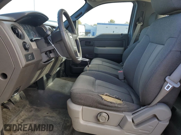 2010 Ford F-150 XL with VIN 1FTMF1C88AKA46401, listed as a Copart auction lot 73823973 with 138,519 mi miles and Clean Title. Bid and sale history available at carsss.com. Image 7.