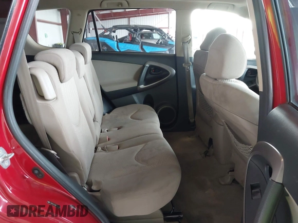 2008 Toyota RAV4 Ltd with VIN JTMBK31V886047140, listed as a IAAI auction lot 42077469 with 191,057 mi miles. Bid and sale history available at carsss.com. Image 8.