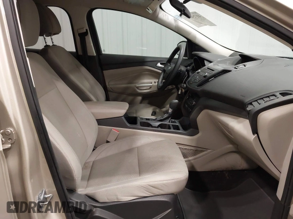 2017 Ford Escape SE z VIN 1FMCU0GD1HUE66952, wystawiony jako IAAI lot #41750959 z przebiegiem 86 442 mil mil oraz . Historia ofert i sprzedaży dostępna na DreamBid. Obrazek 5.