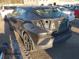 2018 Toyota C-HR XLE with VIN JTNKHMBX5J1009321, listed as a IAAI auction lot 41458806 with 78,591 mi miles. Bid and sale history available at carsss.com. Image 3.