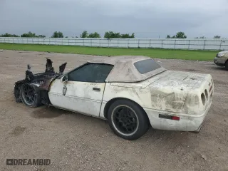 1994 Chevrolet Corvette with VIN 1G1YY32P3R5112355, listed as a Copart auction lot 70229254 with 0 mi miles and Non Repairable. Bid and sale history available at carsss.com. Image 2.