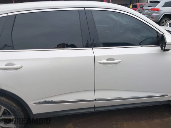 2022 Acura MDX Technology with VIN 5J8YD9H42NL011575, listed as a IAAI auction lot 41459325 with 40,017 mi miles and . Bid and sale history available at DreamBid. Image 13.