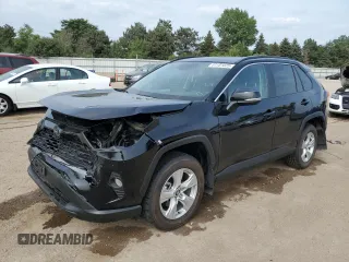2020 Toyota RAV4 XLE with VIN 2T3P1RFV6LW105824, listed as a Copart auction lot 61151025 with 15,174 mi miles and Salvage title. Bid and sale history available at DreamBid. Image 1.