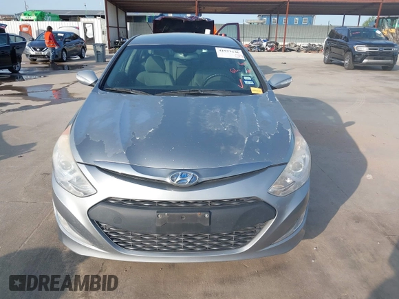 2014 Hyundai Sonata Hybrid Limited with VIN KMHEC4A41EA117315, listed as a IAAI auction lot 41922246 with 173,903 mi miles. Bid and sale history available at carsss.com. Image 13.