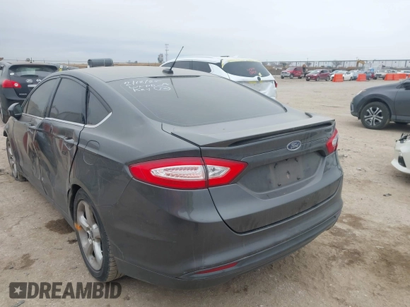 2016 Ford Fusion S with VIN 3FA6P0G78GR102204, listed as a IAAI auction lot 41622658 with 95,930 mi miles. Bid and sale history available at carsss.com. Image 3.