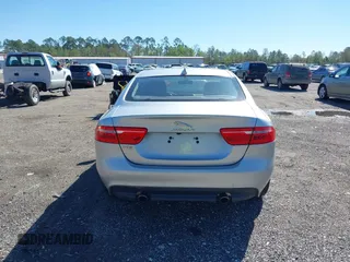 2018 Jaguar XE 25t Premium with VIN SAJAD4FX7JCP34771, listed as a IAAI auction lot 41811274 with 47,021 mi miles. Bid and sale history available at carsss.com. Image 16.