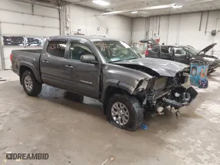 2017 Toyota Tacoma SR5 with VIN 3TMCZ5AN0HM066891, listed as a IAAI auction lot 41367044 with NaN miles. Bid and sale history available at carsss.com. Image 1.
