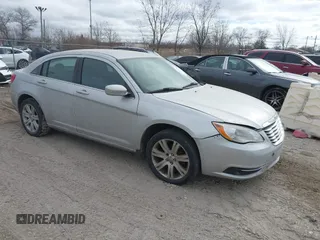 2012 Chrysler 200 Touring with VIN 1C3CCBBB7CN101868, listed as a IAAI auction lot 41502180 with 185,945 mi miles. Bid and sale history available at carsss.com. Image 1.