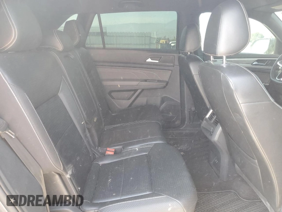 2022 Volkswagen Atlas SE with VIN 1V2HE2CA5NC212448, listed as a Copart auction lot 60375345 with 84,919 mi miles and Salvage title. Bid and sale history available at DreamBid. Image 11.