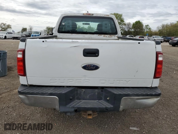2011 Ford F-250 XL z VIN 1FT7X2B65BEC06024, wystawiony jako Copart lot #55262135 z przebiegiem 225 255 mil mil oraz Szkoda całkowita • Salvage title. Historia ofert i sprzedaży dostępna na DreamBid. Obrazek 6.