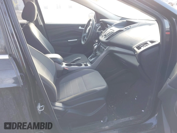 2014 Ford Escape SE with VIN 1FMCU9GX2EUD52176, listed as a IAAI auction lot 41628674 with 101,049 mi miles. Bid and sale history available at carsss.com. Image 5.