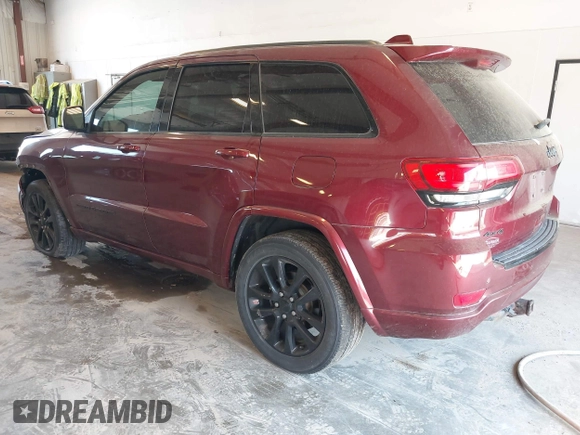 2018 Jeep Grand Cherokee Laredo with VIN 1C4RJFAG1JC152968, listed as a IAAI auction lot 42509667 with 108,319 mi miles and . Bid and sale history available at DreamBid. Image 3.