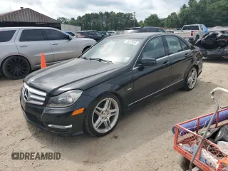 2012 Mercedes-Benz C 250 Sport z VIN WDDGF4HB4CR230804, wystawiony jako Copart lot #55478535 z przebiegiem 119 440 mil mil oraz Szkoda całkowita • Salvage title. Historia ofert i sprzedaży dostępna na DreamBid. Obrazek 1.
