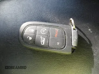 2022 Jeep Cherokee Limited z VIN 1C4PJMDX4ND513178, wystawiony jako IAAI lot #41636443 z przebiegiem 59 635 mil mil oraz . Historia ofert i sprzedaży dostępna na DreamBid. Obrazek 11.