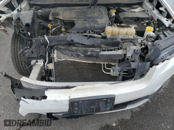 2020 Jeep Cherokee Limited z VIN 1C4PJLDB0LD652462, wystawiony jako Copart lot #48281915 z przebiegiem 110 251 mil mil oraz Szkoda całkowita • Salvage title. Historia ofert i sprzedaży dostępna na DreamBid. Obrazek 12.