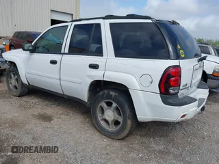 2007 Chevrolet TrailBlazer LS with VIN 1GNDS13S072230724, listed as a IAAI auction lot 41950614 with 195,449 mi miles and . Bid and sale history available at DreamBid. Image 3.