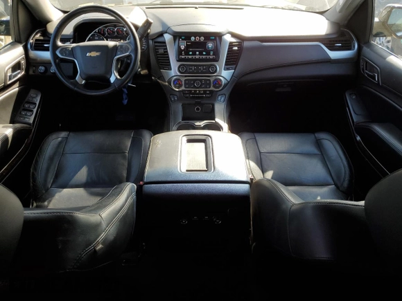 2015 Chevrolet Tahoe LT z VIN 1GNSKBKC6FR612639, wystawiony jako Copart lot #55512645 z przebiegiem 211 510 mil mil oraz Czysty tytuł • Clean title. Historia ofert i sprzedaży dostępna na DreamBid. Obrazek 8.