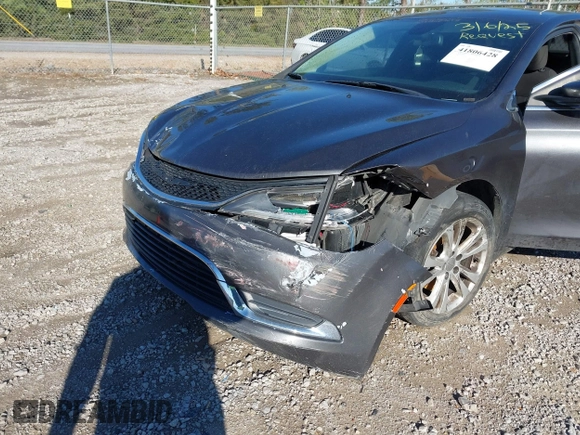 2015 Chrysler 200 Limited with VIN 1C3CCCABXFN653344, listed as a IAAI auction lot 41806428 with 198,835 mi miles. Bid and sale history available at carsss.com. Image 6.