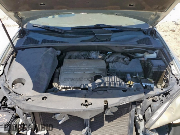 2005 Lexus RX 330 with VIN 2T2GA31UX5C027794, listed as a Copart auction lot 61341445 with 136,514 mi miles and Salvage title. Bid and sale history available at DreamBid. Image 12.