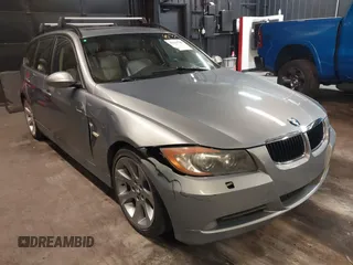 2006 BMW 3 Series 325xi z VIN WBAVT13506KW23509, wystawiony jako IAAI lot #41621786 z przebiegiem 196 193 mil mil oraz . Historia ofert i sprzedaży dostępna na DreamBid. Obrazek 1.