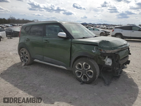 2020 Kia Soul X-Line with VIN KNDJ23AU4L7055922, listed as a Copart auction lot 46923835 with 107,382 mi miles and Salvage Title. Bid and sale history available at carsss.com. Image 4.