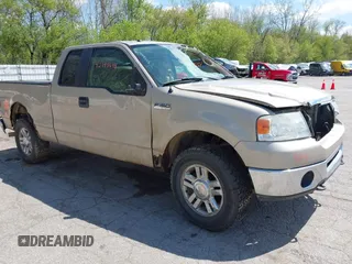2008 Ford F-150 STX с VIN 1FTRX14W58FC30245, выставлен на аукционе IAAI как лот 42198644 с пробегом Не указан миль и . История ставок и продаж доступна на DreamBid. Изображение 1.