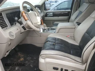 2008 Lincoln Navigator with VIN 5LMFL28528LJ19894, listed as a Copart auction lot 47608635 with 250,569 mi miles and Salvage title. Bid and sale history available at DreamBid. Image 7.