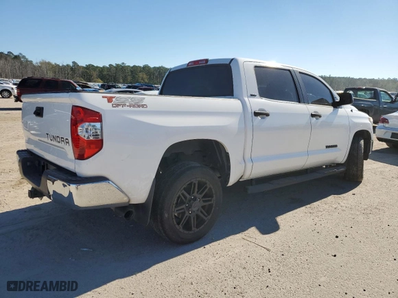 2019 Toyota Tundra 2WD SR5 with VIN 5TFEM5F14KX141090, listed as a Copart auction lot 81671534 with 101,950 mi miles and Salvage Title. Bid and sale history available at carsss.com. Image 3.
