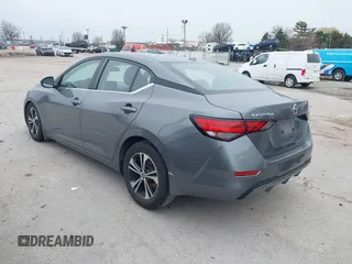 2020 Nissan Sentra SV z VIN 3N1AB8CV4LY267773, wystawiony jako IAAI lot #41969540 z przebiegiem 93 539 mil mil oraz . Historia ofert i sprzedaży dostępna na DreamBid. Obrazek 3.