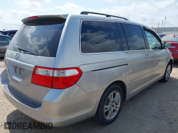 2007 Honda Odyssey EX-L z VIN 5FNRL38797B413208, wystawiony jako IAAI lot #42290074 z przebiegiem 196 678 mil mil oraz . Historia ofert i sprzedaży dostępna na DreamBid. Obrazek 4.