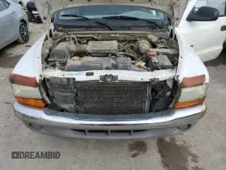 2001 Dodge Dakota Sport with VIN 1B7GL22N31S250879, listed as a Copart auction lot 47322845 with 207,334 mi miles and Salvage Title. Bid and sale history available at carsss.com. Image 13.