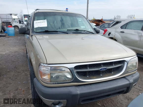 2001 Ford Explorer XLT с VIN 1FMZU73E01ZA62163, выставлен на аукционе IAAI как лот 41449435 с пробегом 226 629 миль миль и . История ставок и продаж доступна на DreamBid. Изображение 6.