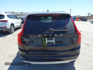 2021 Volvo XC90 Momentum с VIN YV4A22PK7M1719986, выставлен на аукционе IAAI как лот 41869897 с пробегом 85 236 миль миль и . История ставок и продаж доступна на DreamBid. Изображение 16.
