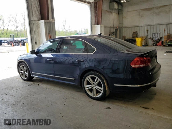 2015 Volkswagen Passat SEL Premium z VIN 1VWCV7A38FC051248, wystawiony jako Copart lot #57019325 z przebiegiem 170 012 mil mil oraz Nie do naprawy • Non repairable. Historia ofert i sprzedaży dostępna na DreamBid. Obrazek 2.