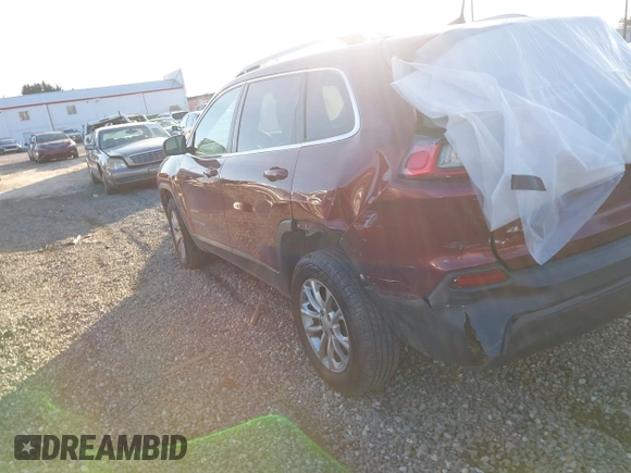2019 Jeep Cherokee Latitude with VIN 1C4PJMCB1KD330788, listed as a IAAI auction lot 41162447 with 96,763 mi miles. Bid and sale history available at carsss.com. Image 3.