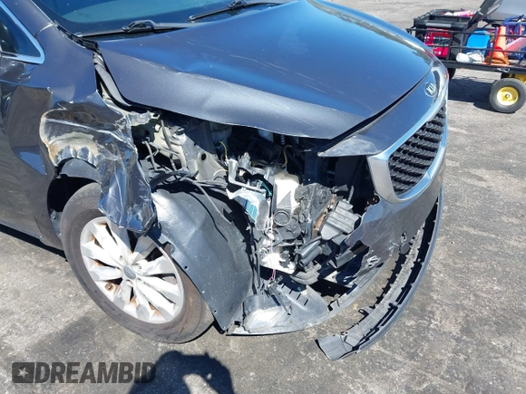 2015 Kia Sedona EX with VIN KNDMC5C16F6020236, listed as a IAAI auction lot 41805718 with 155,176 mi miles. Bid and sale history available at carsss.com. Image 6.