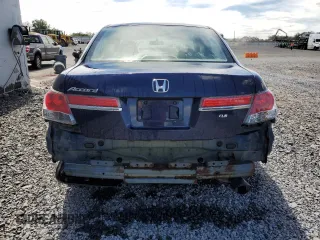2011 Honda Accord LX z VIN 1HGCP2F34BA014343, wystawiony jako Copart lot #56515995 z przebiegiem 136 354 mil mil oraz Szkoda całkowita • Salvage title. Historia ofert i sprzedaży dostępna na DreamBid. Obrazek 6.