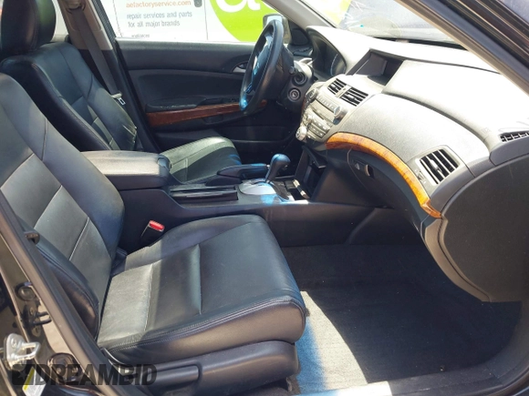 2011 Honda Accord EX z VIN 1HGCP2F74BA118673, wystawiony jako IAAI lot #42154106 z przebiegiem 163 359 mil mil oraz . Historia ofert i sprzedaży dostępna na DreamBid. Obrazek 5.