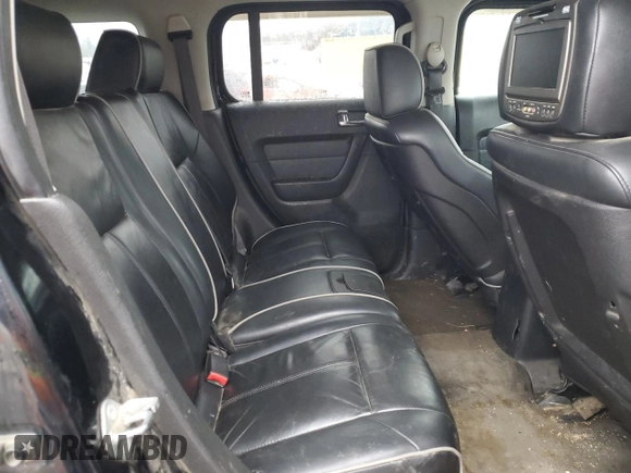 2008 Hummer H3 SUV Alpha with VIN 5GTEN63L988187163, listed as a Copart auction lot 84388474 with 216,831 mi miles and Salvage Title. Bid and sale history available at carsss.com. Image 11.