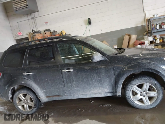 2010 Subaru Forester 2.5X Premium with VIN JF2SH6CC1AG728883, listed as a IAAI auction lot 41536308 with 81,155 mi miles. Bid and sale history available at carsss.com. Image 13.
