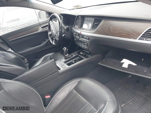 2015 Hyundai Genesis 5.0L with VIN KMHGN4JF7FU054578, listed as a IAAI auction lot 41726190 with 999,999 mi miles. Bid and sale history available at carsss.com. Image 5.
