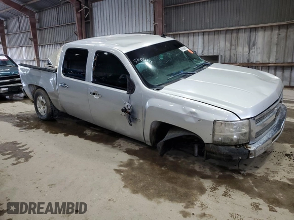 2011 Chevrolet Silverado 1500 LT with VIN 3GCPCSE04BG228091, listed as a Copart auction lot 54556475 with 161,925 mi miles and Clean Title. Bid and sale history available at DreamBid. Image 4.