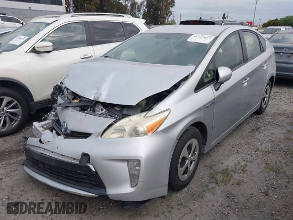 2013 Toyota Prius One with VIN JTDKN3DU8D5695331, listed as a IAAI auction lot 41717067 with 142,650 mi miles. Bid and sale history available at carsss.com. Image 2.