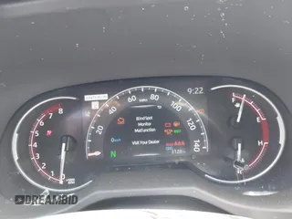 2025 Toyota RAV4 XLE Premium with VIN 2T3C1RFV8SW386490, listed as a IAAI auction lot 42562230 with 3,128 mi miles and . Bid and sale history available at DreamBid. Image 7.