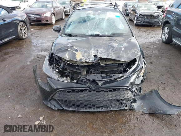 2021 Toyota Corolla Hatchback SE with VIN JTNB4MBE0M3138036, listed as a IAAI auction lot 41476375 with 1 mi miles. Bid and sale history available at carsss.com. Image 18.
