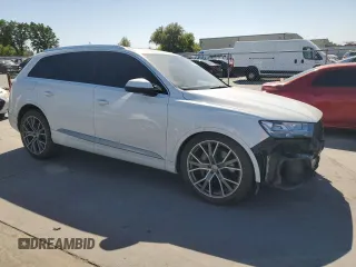 2017 Audi Q7 Premium Plus with VIN WA1LAAF7XHD034157, listed as a Copart auction lot 53915115 with 92,388 mi miles and Salvage Title. Bid and sale history available at carsss.com. Image 4.