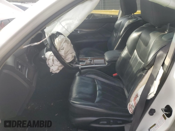 2016 Infiniti Q70 with VIN JN1BY1PR2GM721261, listed as a Copart auction lot 83307734 with 175,027 mi miles and Salvage title. Bid and sale history available at DreamBid. Image 7.