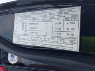 2006 Cadillac DTS Professional z VIN 1GEEH06Y76U500435, wystawiony jako IAAI lot #41398531 z przebiegiem 50 205 mil mil oraz . Historia ofert i sprzedaży dostępna na DreamBid. Obrazek 9.