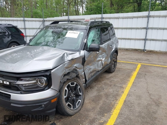 2021 Ford Bronco Sport Outer Banks z VIN 3FMCR9C62MRA37544, wystawiony jako IAAI lot #42259814 z przebiegiem 59 746 mil mil oraz . Historia ofert i sprzedaży dostępna na DreamBid. Obrazek 6.
