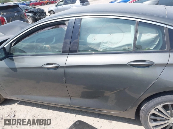 2019 Buick Regal Preferred with VIN W04GL6SX0K1031243, listed as a IAAI auction lot 42138640 with 69,540 mi miles and . Bid and sale history available at DreamBid. Image 14.